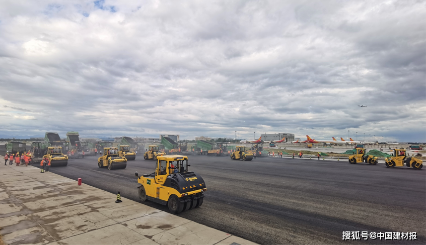 首都机场跑道翻新重铺 首次使用升级版沥青料